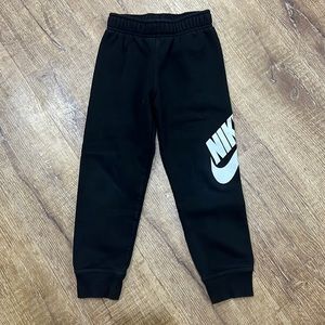 Boys Nike sweat pants